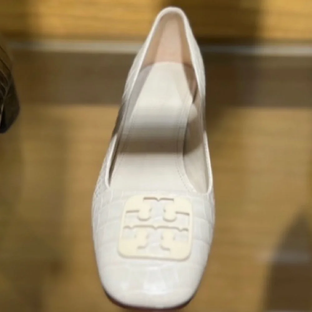 Tory Burch Women Croc Leather Georgia 25mm Pump - Picture 6 of 6